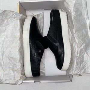 Yellow Box Womens Shoes Slides UIB Size 7.5 Black Embossed Faux Leather Mules